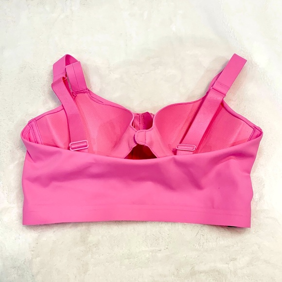 VICTORIA'S SECRET Knockout Front-close Sport Bra size 34B - Picture 4 of 8